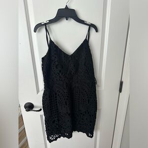 LULUS black lace dress